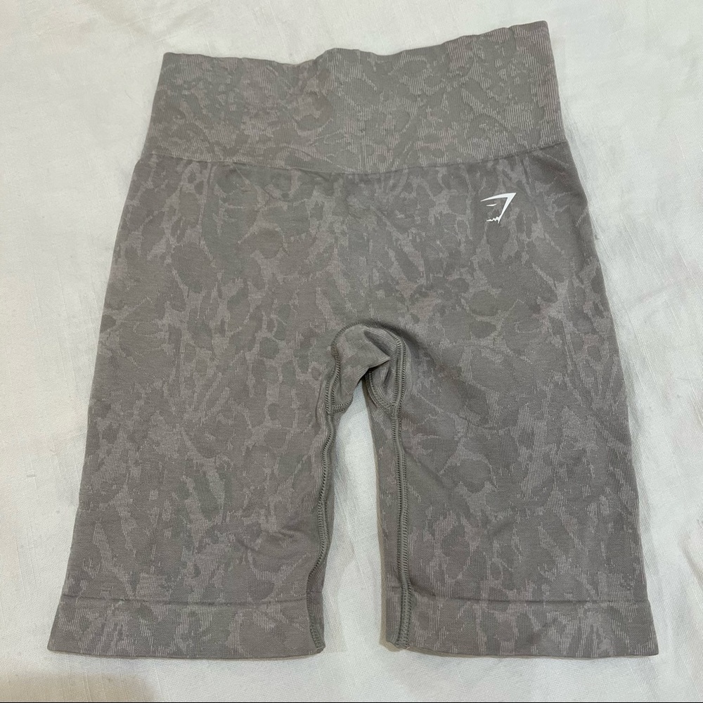 Gymshark butterfly shorts grey